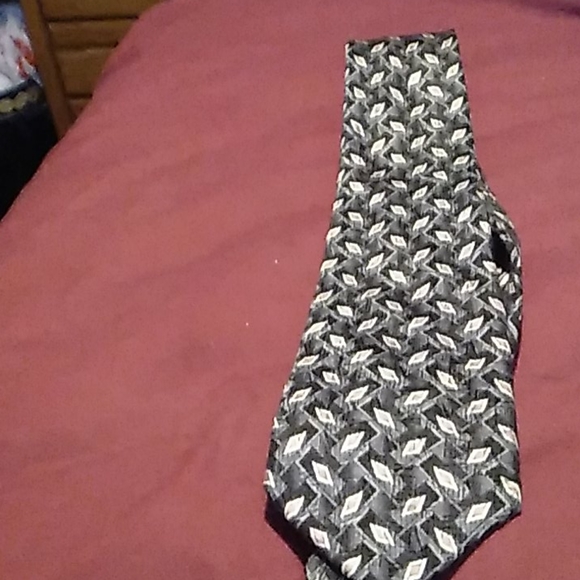 Necktie - Picture 8 of 8